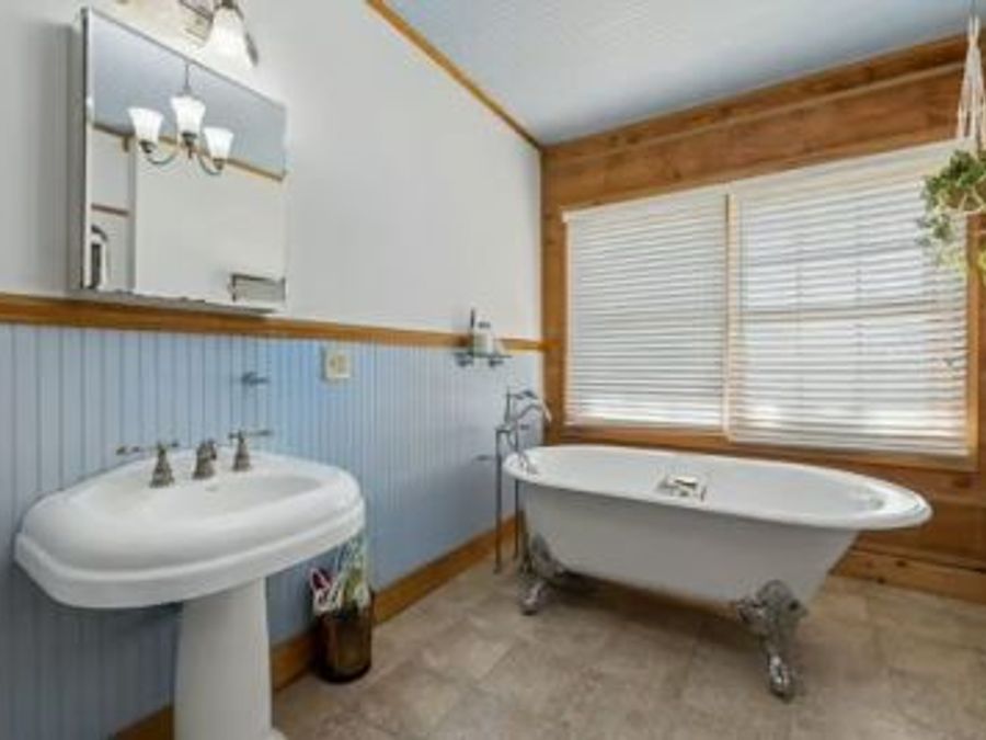 Property Image 44