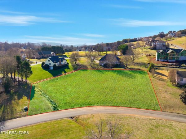 11 Bentwood Drive , Unit 11, Kodak, TN 37764