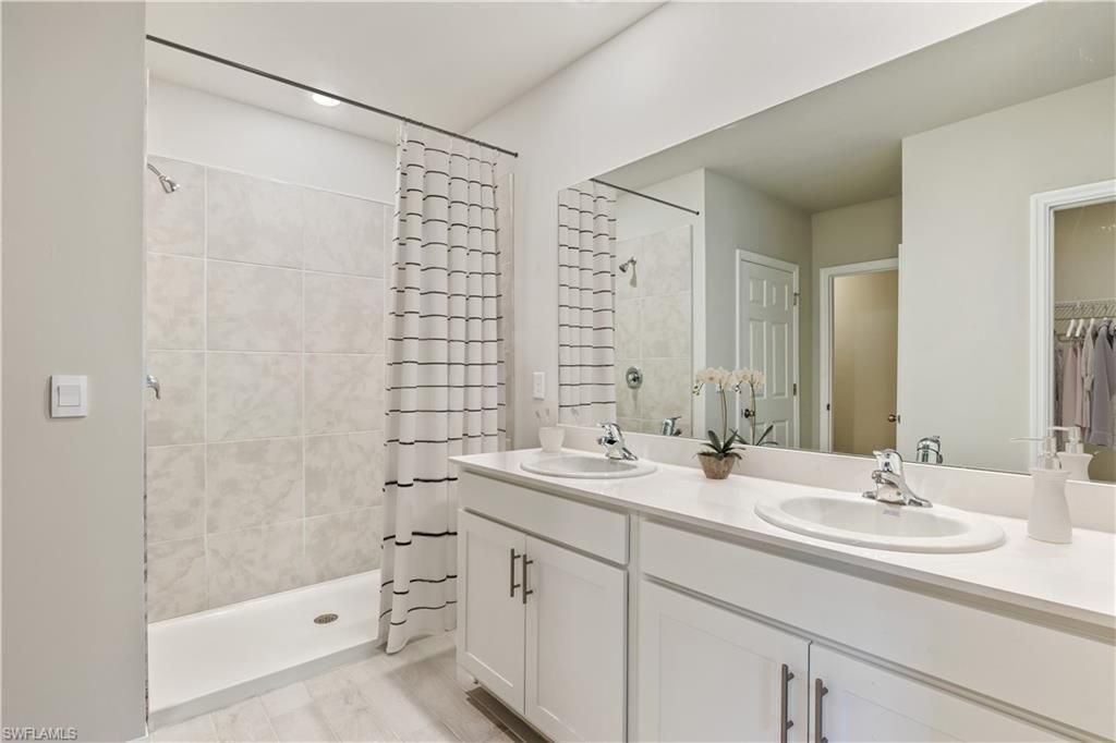 2601 37th St Sw, Lehigh Acres, FL 33976 Photo