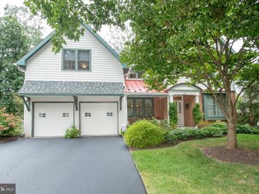 104 MOUNTAIN LAUREL LANE, MALVERN, PA 19355
