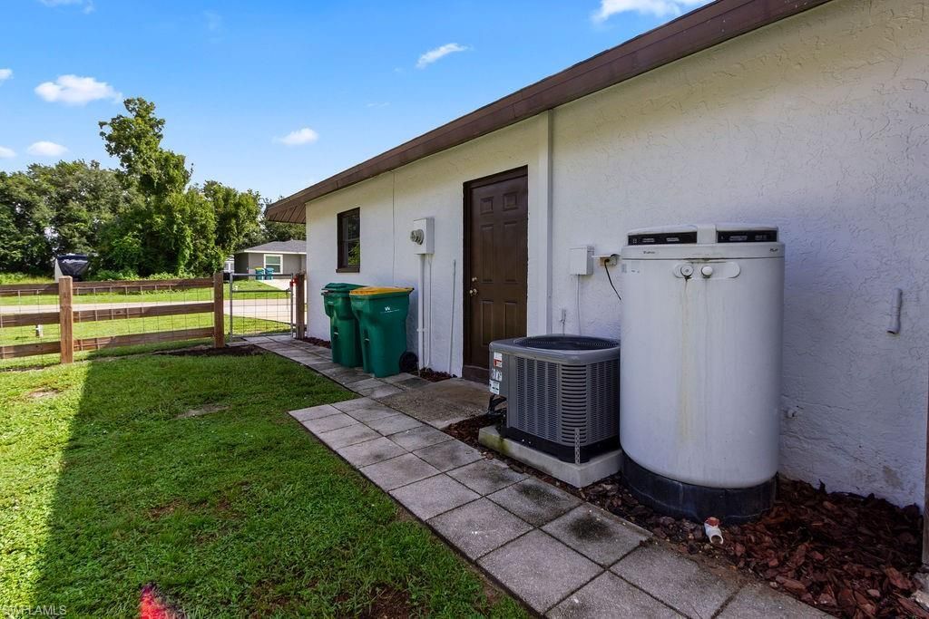 30097 Elm Rd, Punta Gorda, FL 33982 Photo
