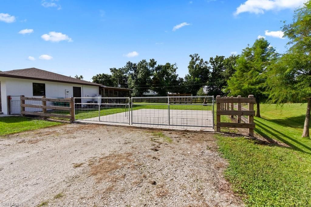 30097 Elm Rd, Punta Gorda, FL 33982 Photo