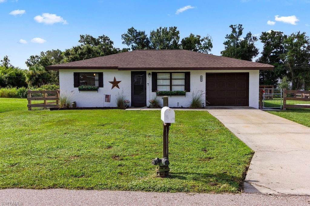 30097 Elm Rd, Punta Gorda, FL 33982 Photo