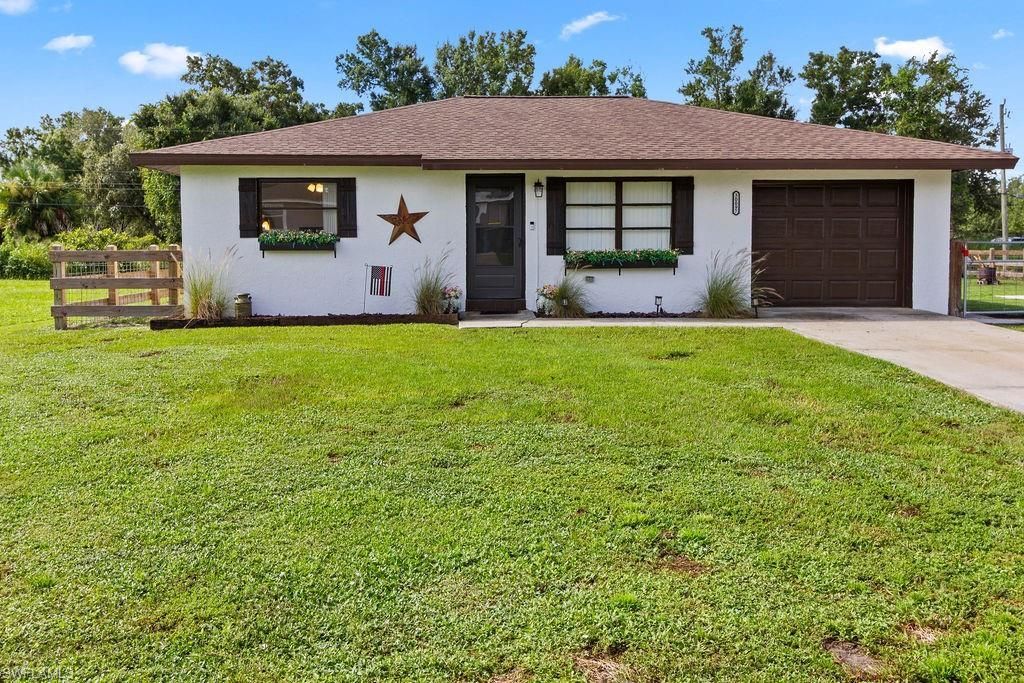 30097 Elm Rd, Punta Gorda, FL 33982 Photo