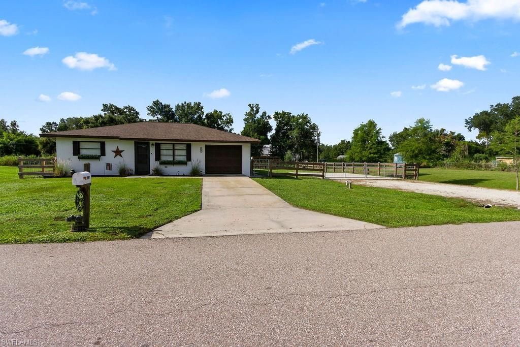 30097 Elm Rd, Punta Gorda, FL 33982 Photo