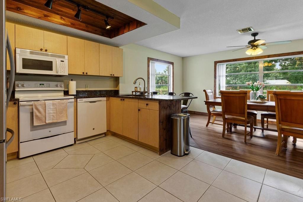 30097 Elm Rd, Punta Gorda, FL 33982 Photo