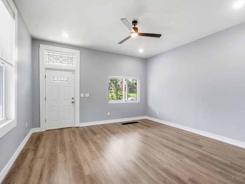 3728 Applegate Avenue, Cheviot, OH 45211 Photo 4