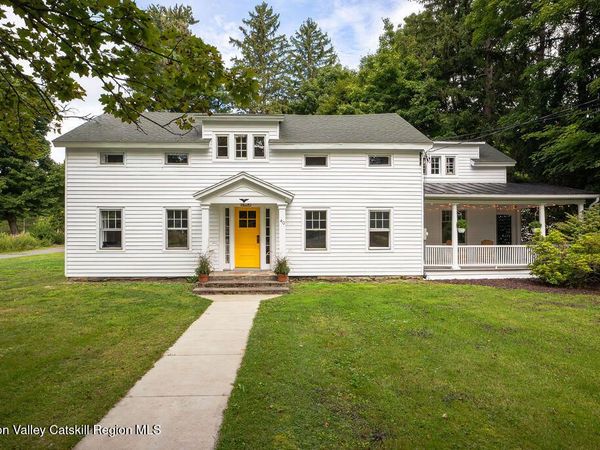 40 Broad Street, Kinderhook, NY 12106