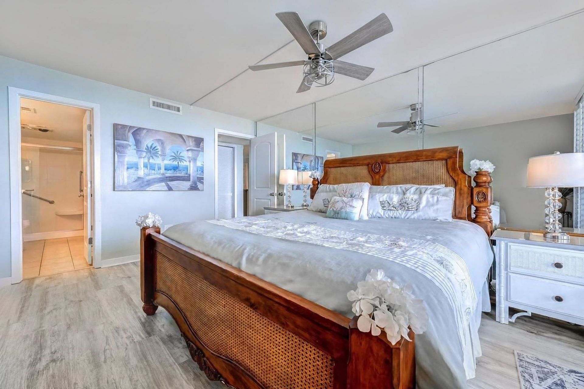 100 Ocean Creek Dr. Photo 16