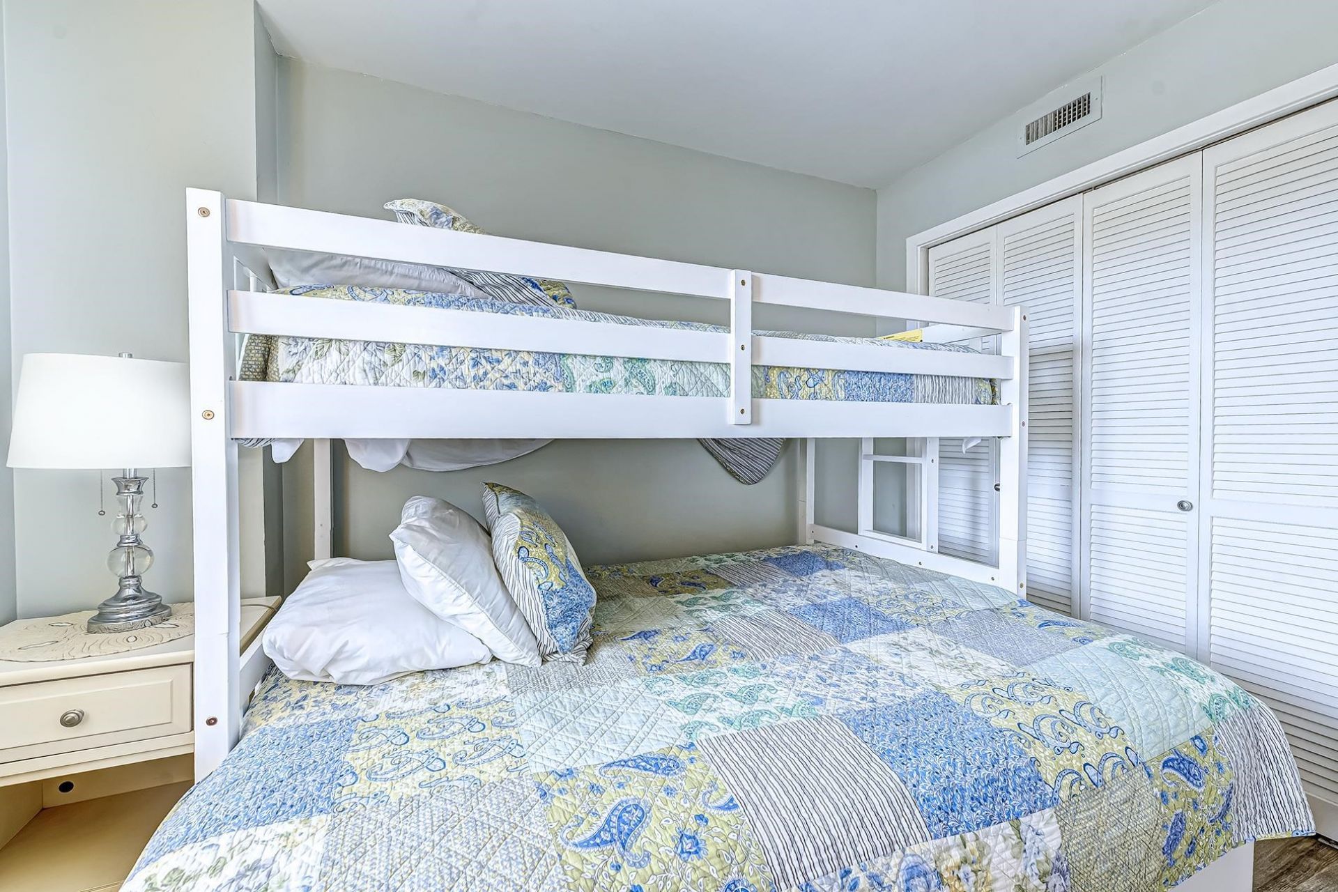 100 Ocean Creek Dr. Photo 21