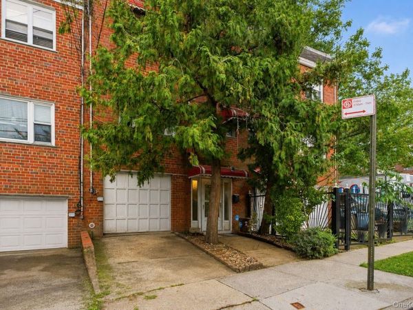 902 E 232nd Street , Bronx, NY 10466
