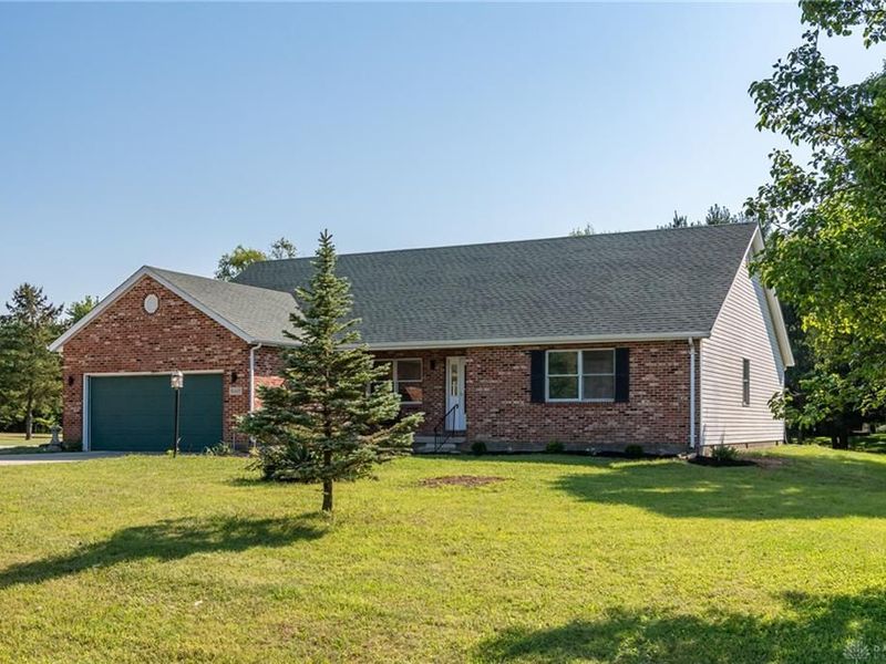 5467 Greg Drive, Saint Paris, OH 43072 Photo 3