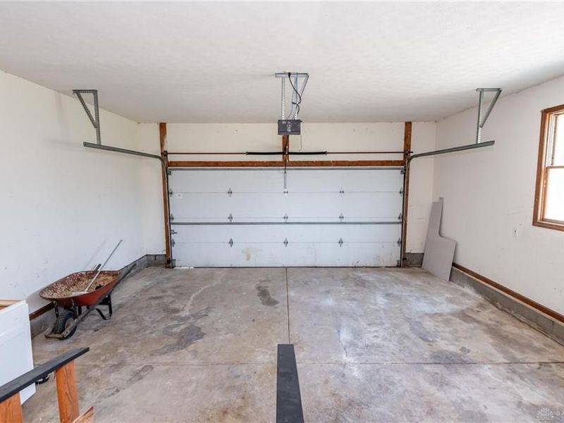 5467 Greg Drive, Saint Paris, OH 43072 Photo 32