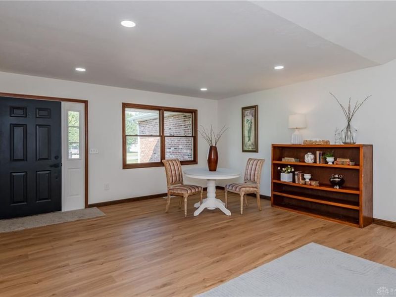 5467 Greg Drive, Saint Paris, OH 43072 Photo 9