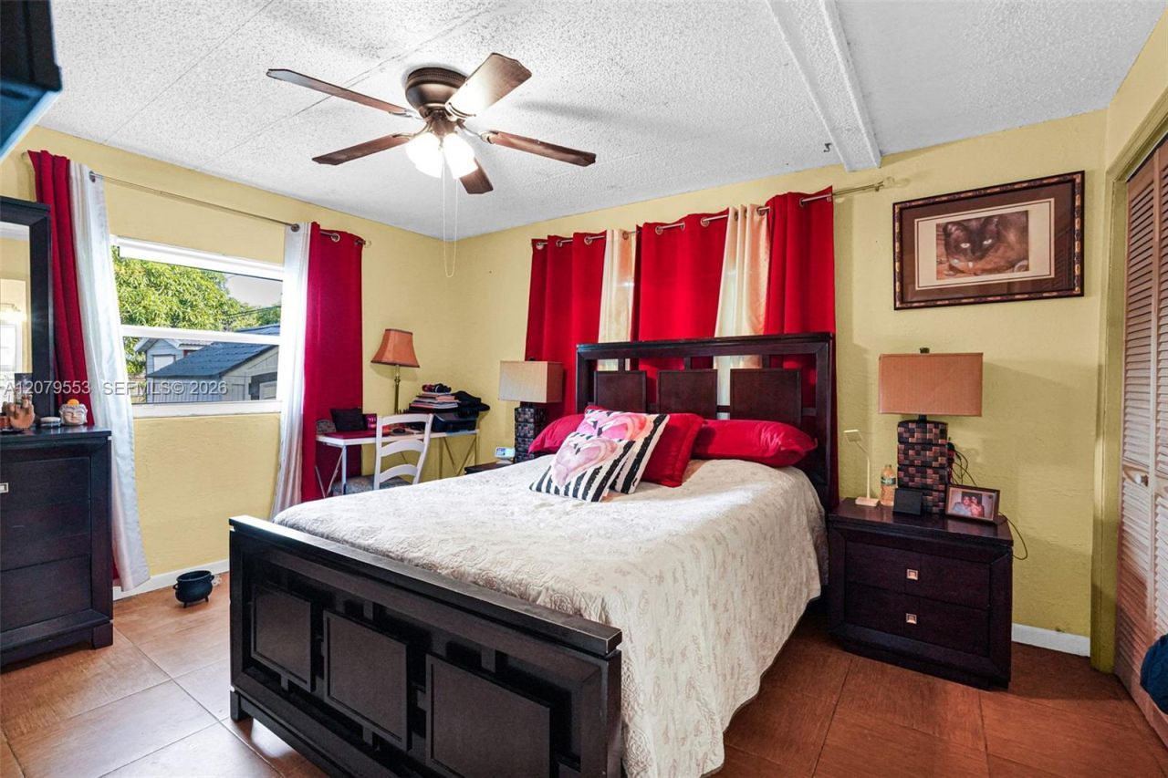 2760 NW 23rd St , Fort Lauderdale, FL 33311 Photo