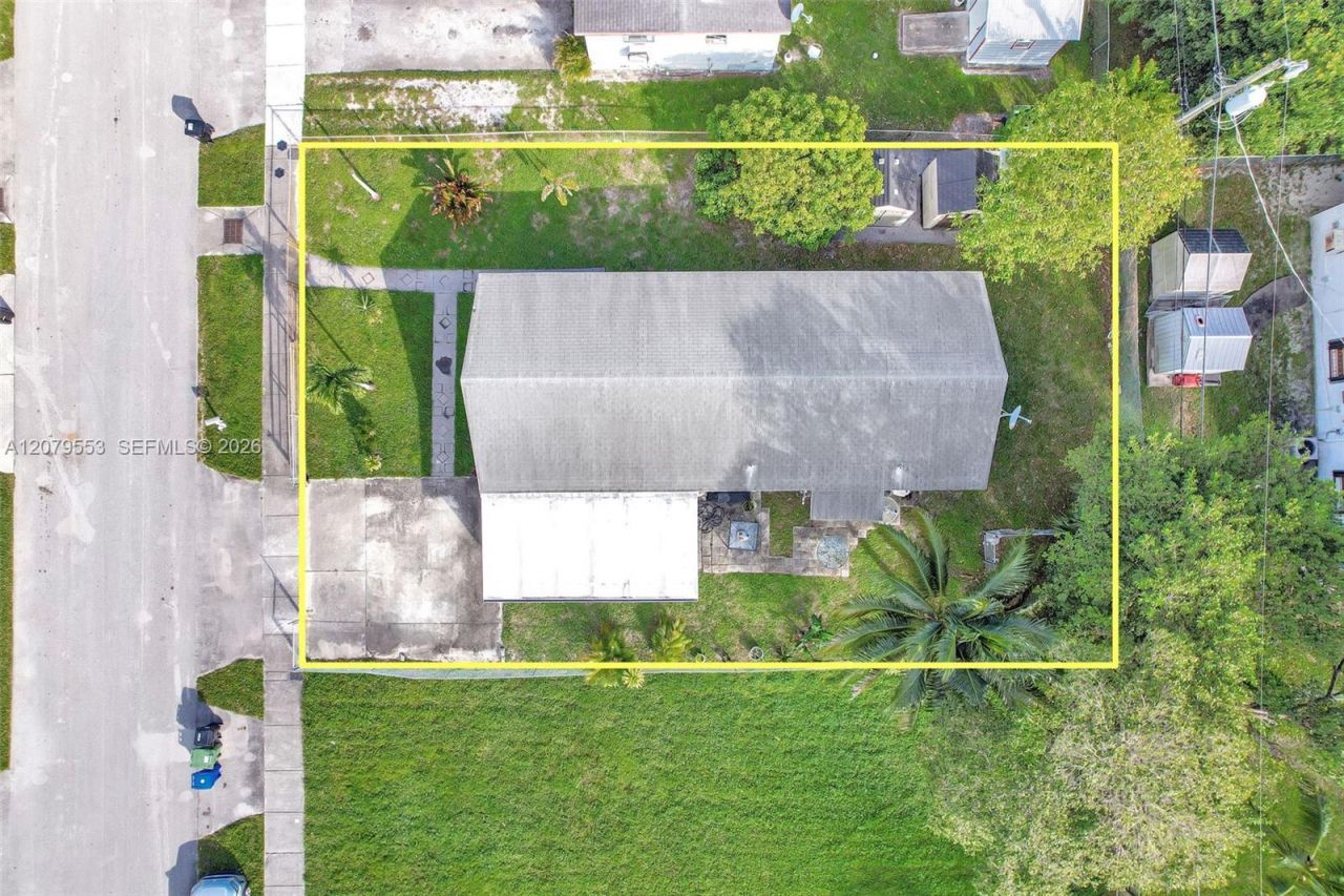 2760 NW 23rd St , Fort Lauderdale, FL 33311 Photo