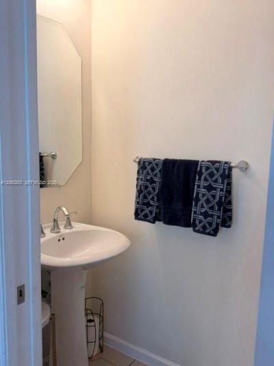 3331 NW 124th Ter , Sunrise, FL 33323 Photo