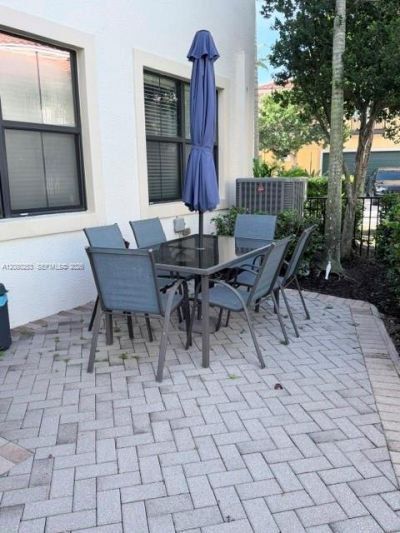 3331 NW 124th Ter , Sunrise, FL 33323 Photo