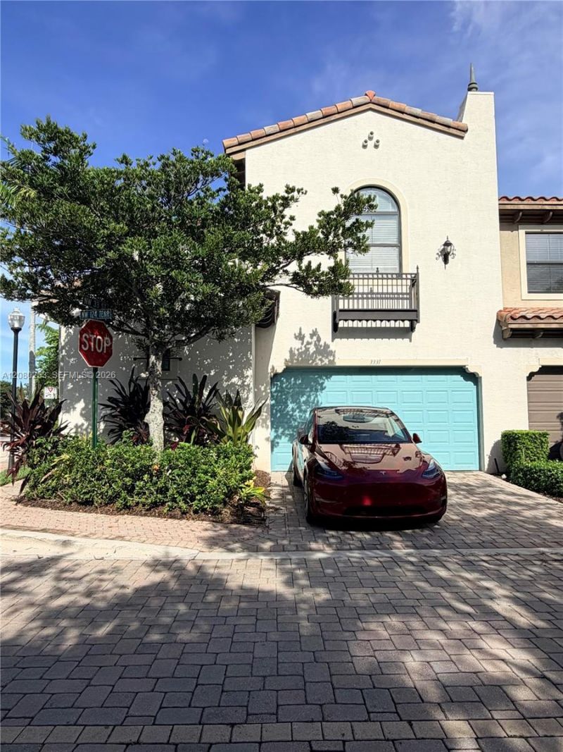 3331 NW 124th Ter , Sunrise, FL 33323 Photo
