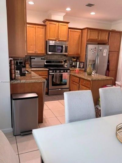 3331 NW 124th Ter , Sunrise, FL 33323 Photo