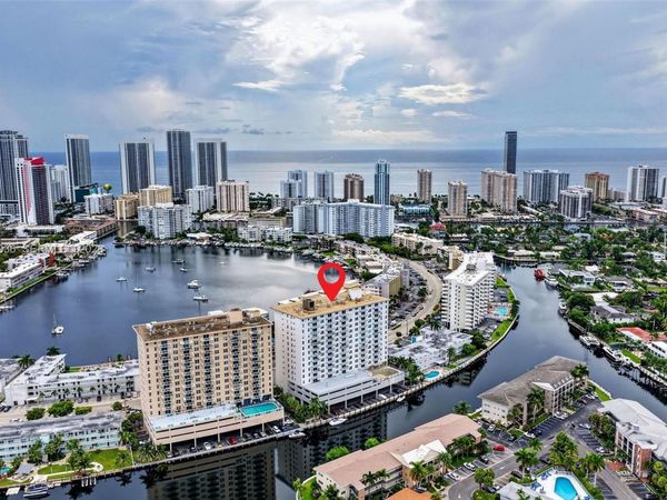 427 Golden Isles Dr , Unit 11C, Hallandale Beach, FL 33009