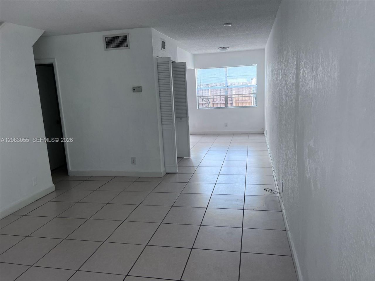 4651 NW 9th Dr, Unit 4651, Plantation, FL 33317 Photo