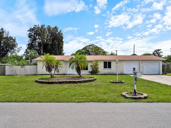 3180 Carol Ave , Palm Springs, FL 33461