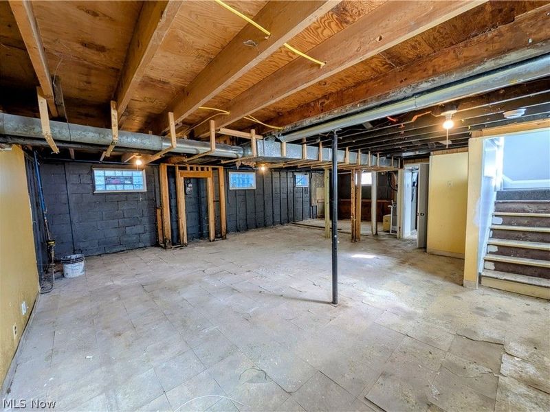 16712 Glenpark Avenue, Cleveland, OH 44128 Photo 35