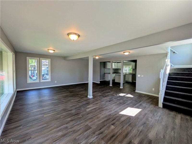 16712 Glenpark Avenue, Cleveland, OH 44128 Photo 8