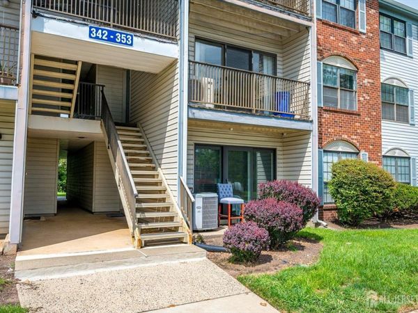 349 Lancaster Court , Piscataway, NJ 08854