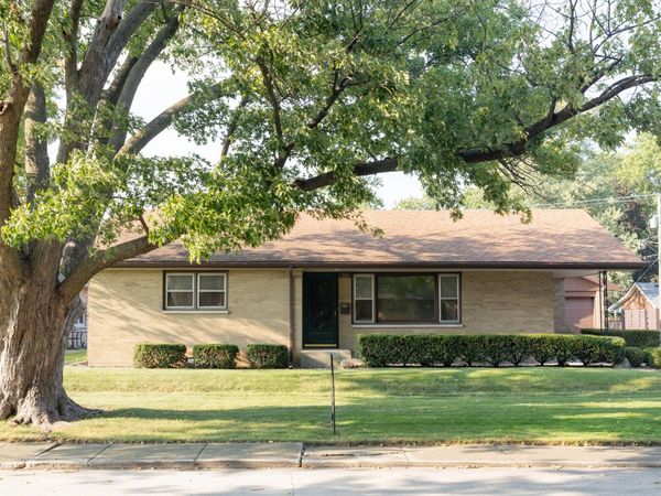 106 Vermont Street , Momence, IL 60954
