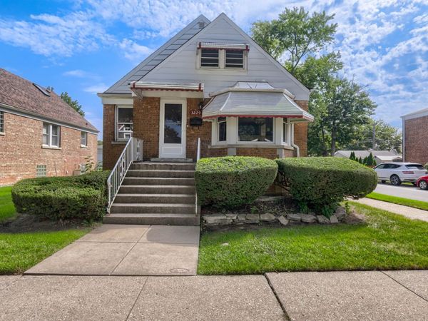 3229 Highland Avenue , Berwyn, IL 60402