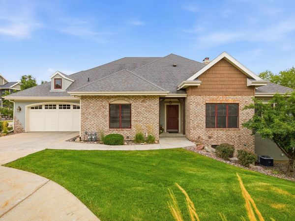 9049 Bentley Green, Verona, WI 53593