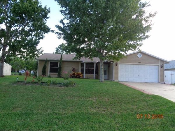 1880 SW Bradway Lane, Port St. Lucie, FL 34953
