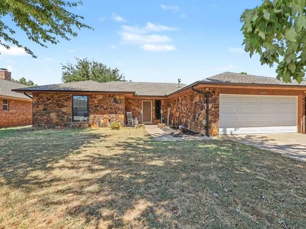 8305 NW 115th Street, Oklahoma City, OK 73008