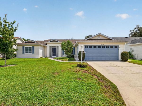 25042 RIVERWALK DRIVE , LEESBURG, FL 34748