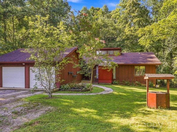 51 Rising Meadow Lane, Mills River, NC 28759