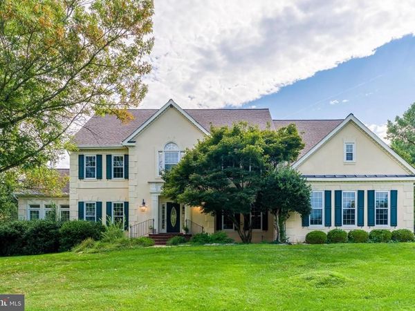 615 NALLS FARM WAY , GREAT FALLS, VA 22066