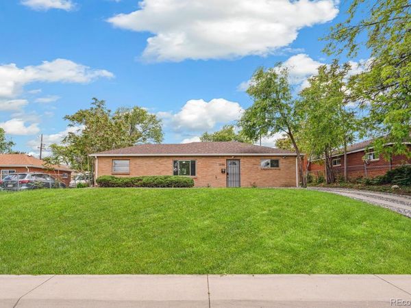1330 Oak Place , Thornton, CO 80229