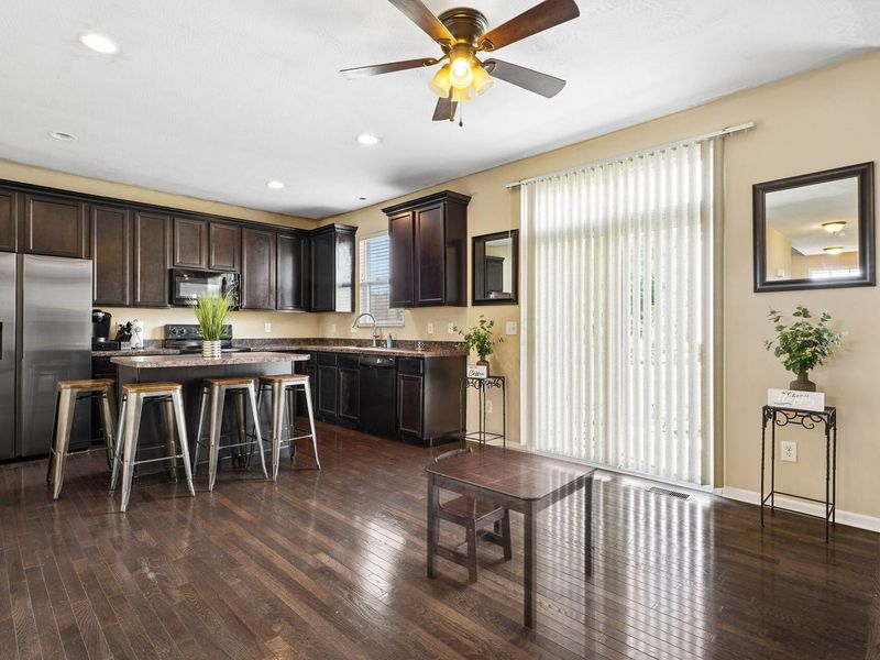 7940 Harvestmoon Drive, Reynoldsburg, OH 43068 Photo 11