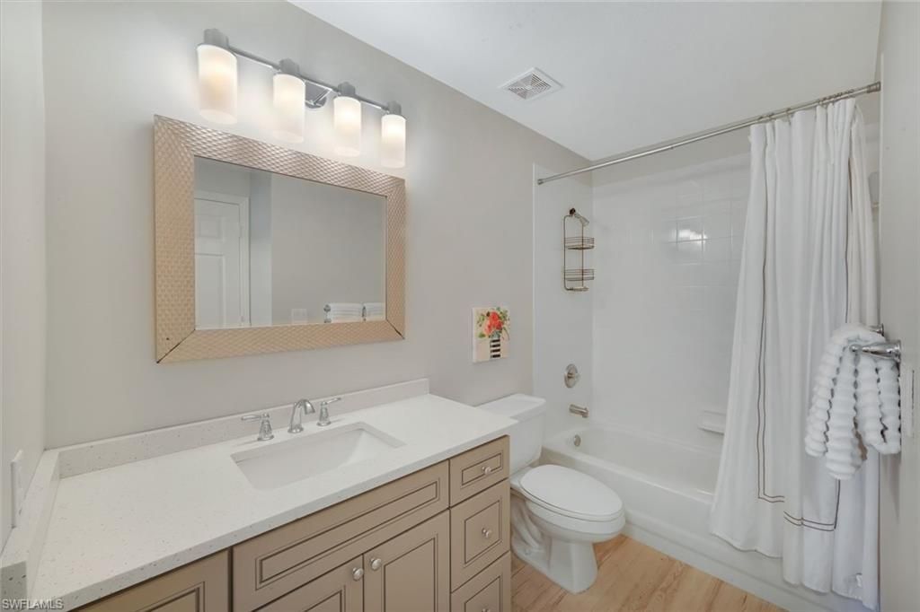 2235 Chesterbrook Ct, Unit 203, Naples, FL 34109 Photo
