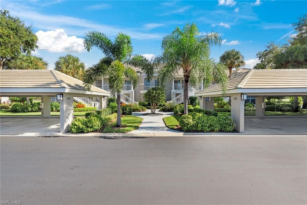 2235 Chesterbrook Ct, Unit 203, Naples, FL 34109 Photo