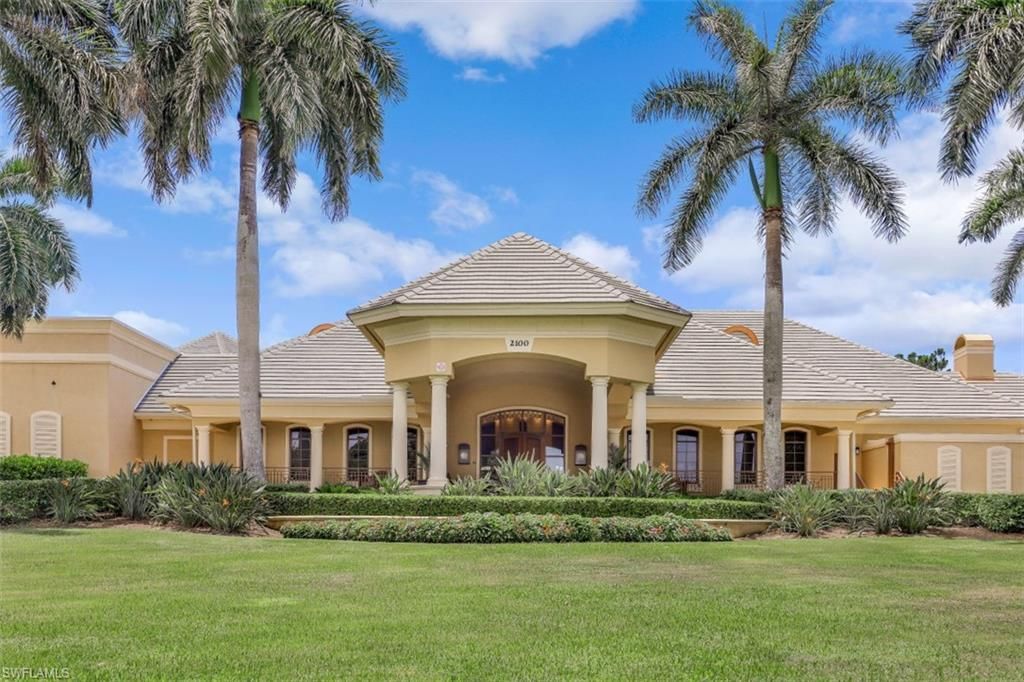 2235 Chesterbrook Ct, Unit 203, Naples, FL 34109 Photo