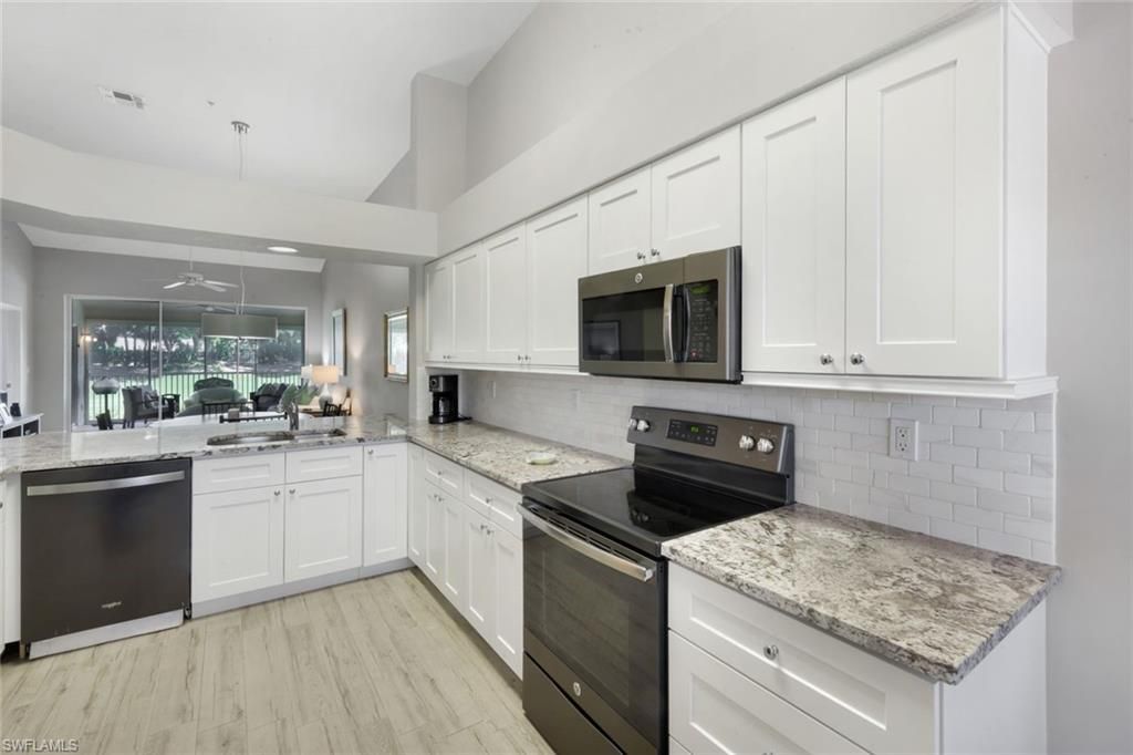 2235 Chesterbrook Ct, Unit 203, Naples, FL 34109 Photo