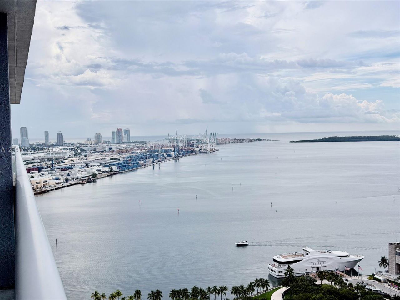 50 Biscayne Blvd , Unit 3211, Miami, FL 33132 Photo