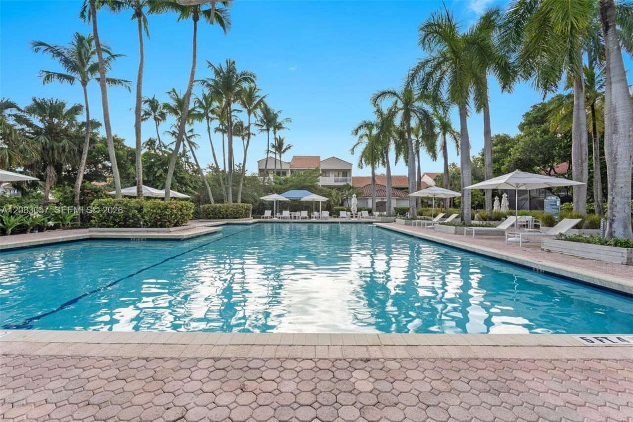 3610 Yacht Club Dr, Unit 213, Aventura, FL 33180 Photo