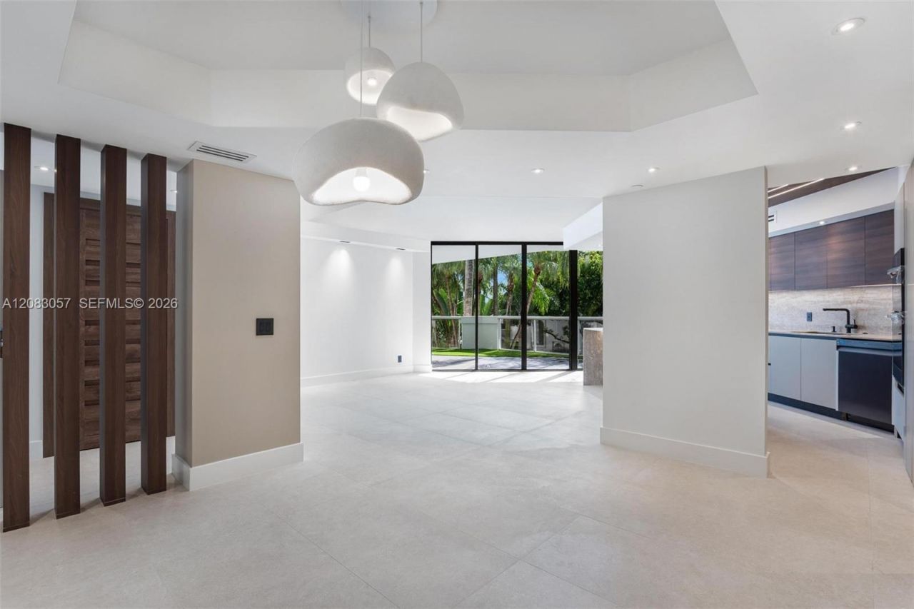 3610 Yacht Club Dr, Unit 213, Aventura, FL 33180 Photo