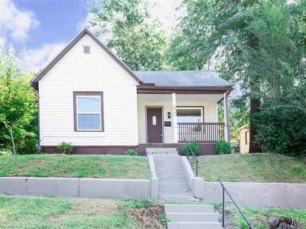 620 Hazel Street , Hannibal, MO 63401