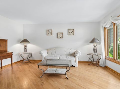 Main Photo