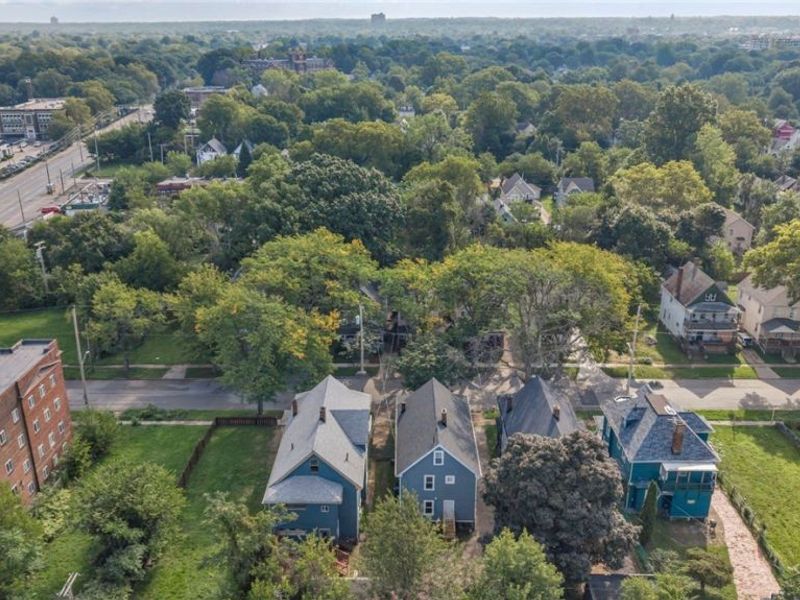 1328 E 86th, Cleveland, OH 44108 Photo 5
